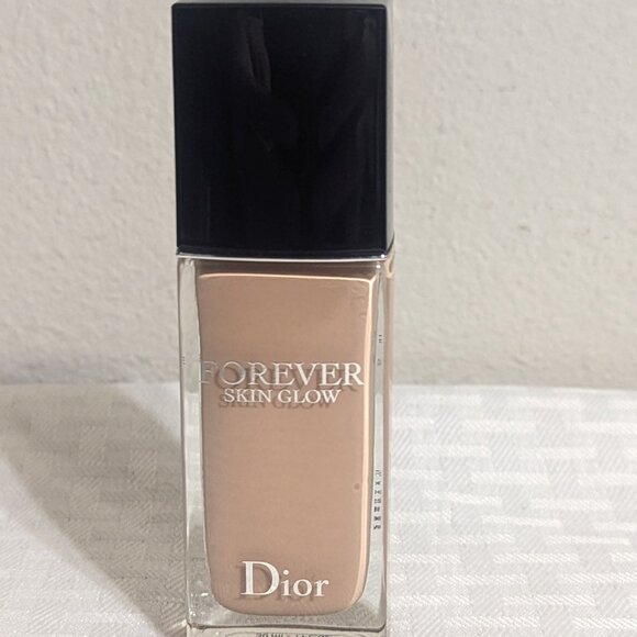 Dior Forever Skin Glow 24H Wear Radiant Foundation SPF 15 3CR - Picture 7 of 7